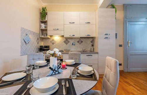 Historic Centre Apartment | *The Heart of Turin* 6 guests*