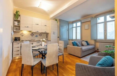 Historic Centre Apartment | *The Heart of Turin* 6 guests*