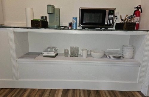 Independence Apartment | The Hedges House - Studio