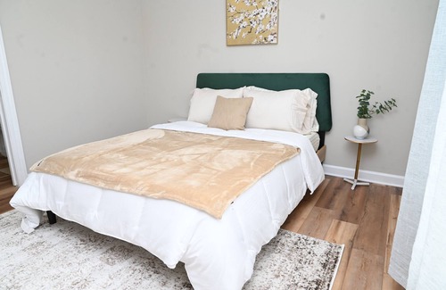 Greenville House | The Heir - Spacious 2 bedroom home