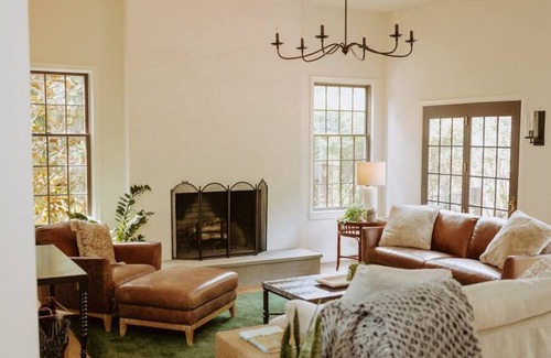 Purcellville Villa | The Hemlock Manor -Elegant Tudor Home w/Pool and Sport Court