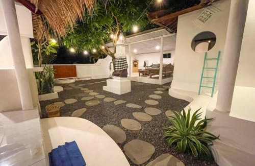 Abang Villa | The Hidden Escapes Amed - Unique Beachfront Villa on Amed