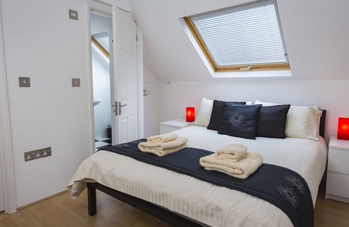 Dartmouth Cottage | The Hideaway, DARTMOUTH