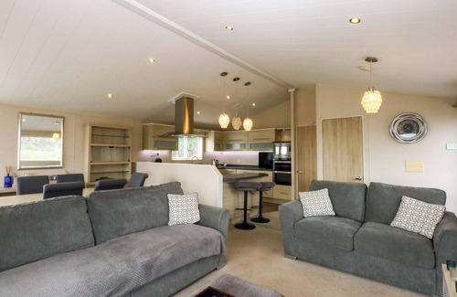 Rhyd-y-clafdy Cottage | THE HIDEAWAY, family friendly, with a garden in Pwllheli