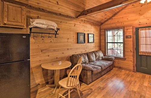 Chico Apartment | 'The Hideaway Log Cabin' w/ On-Site Dining