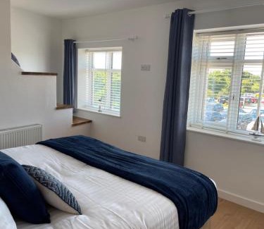 Anderby Creek Apartment | The Hideout