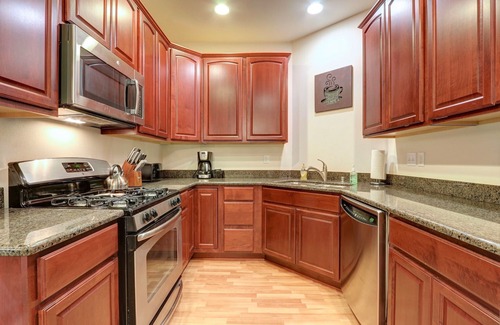 Alyeska Condo | THE HIGHTOWER SUITE- A Luxury top floor Condo in the Center of Girdwood/Alyeska!