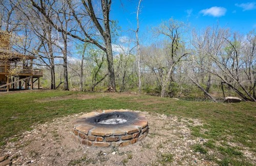 Jasper Cabin | The Highwater Cabin! Right on the banks of the Little Buffalo River!