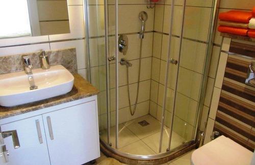 Kemer Mahallesi Apartment | The Hill Side, Side