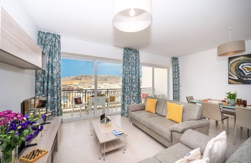 Marsalforn Apartment | The Hillock South A12