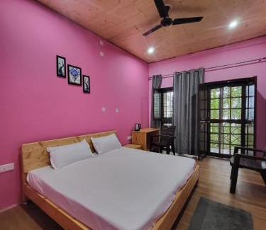 Vijaypur House | The Himalayan Oaks