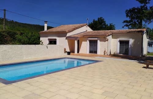 Saint-Paul-le-Jeune Villa | The Hironda villa with swimming pool