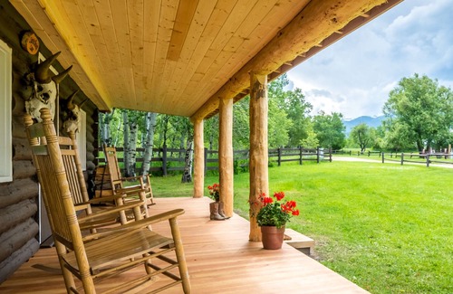 Roscoe Cabin | The Historic Russell Cabin on 12,000 acres