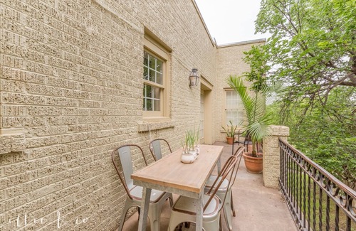 Sayles Blvd. Area House | The Historical- Stunning jewel in the middle of the city!