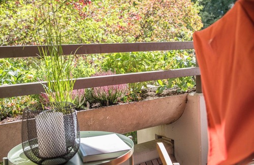Englischer Garten Sud Apartment | The Holiday. Peaceful quite cozy in the center of Munich