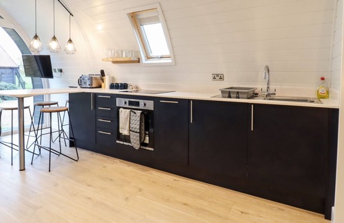 Cratfield Cottage | THE HOLIDAY POD AT HOLLY TREE BARNS, romantic in Halesworth