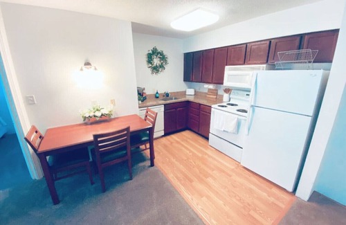 Greater Greenspoint Apartment | The Holistic Escape w/Fast WiFi & Free Parking