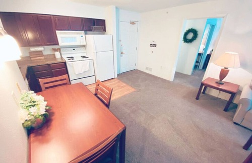 Greater Greenspoint Apartment | The Holistic Escape w/Fast WiFi & Free Parking