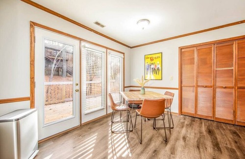 Fayetteville Apartment | The Homeplace Abode S