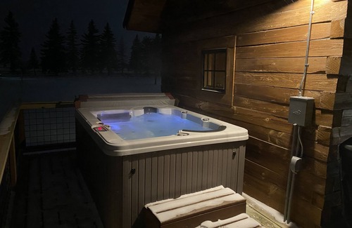 Blanchard Cabin | The Homestead Cabin at the Hillsboro Campground