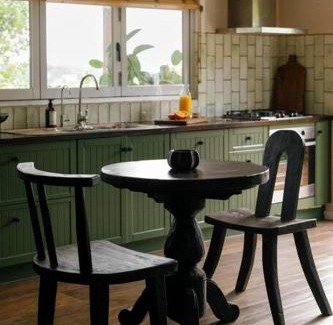 Clunes House | The Honey Barn, Wabi-Sabi Cottage Byron Hinterland