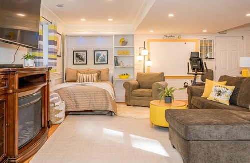 Westminster House | The Honey Spa - a relaxing, sweet retreat in the country. Saunas and more!