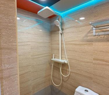 Central Seberang Perai House | The Housé 温馨旅居