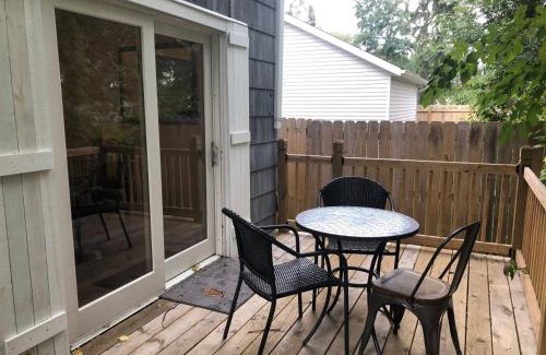 Detroit - Shoreway Apartment | The House Hotels - W45th Backhouse