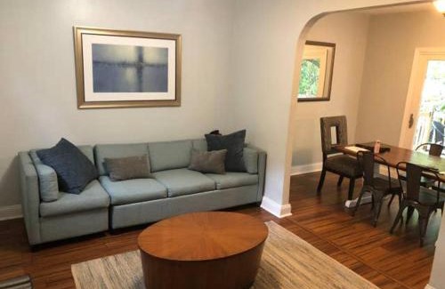 Detroit - Shoreway Apartment | The House Hotels - W45th Backhouse