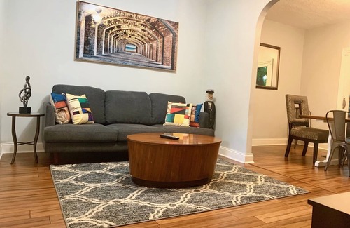 Ohio City House | The House Hotels - West 45th Back