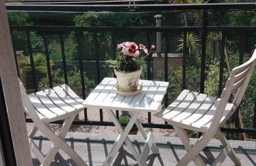 Levanto Apartment | The house of Ambra, 100m. from beach, balconies-parking-wi-fi- A. C.- ascens