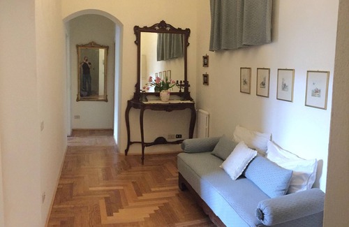 San Lorenzo Apartment | The house of mirrors Florence Historic Center Free Wifi