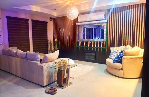 Claxton Bay House | The House of Praise 4Bd