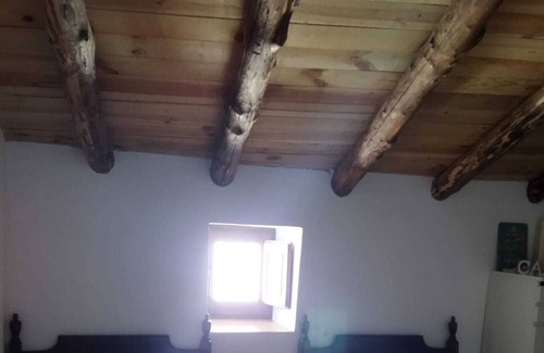 La Umbria Cottage | The House of the Church. A haven of peace in the Sierra