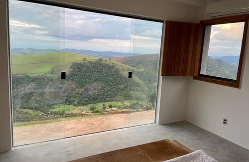 Araras House | The house with a beautiful view - Vale das Videiras - 4 or 5 suites