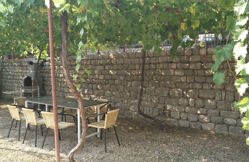 Orahovac House | The house with a large garden, only 30 m from the beach