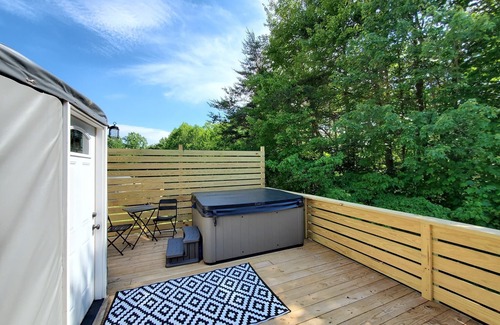 Logan House | The Hummingbird is a Stylish 20ft Yurt house!