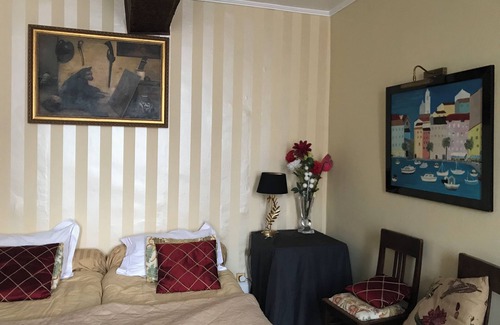 Chantenay-Saint-Imbert Bed & Breakfast | The hunting lodge near the MagnyCours circuit
