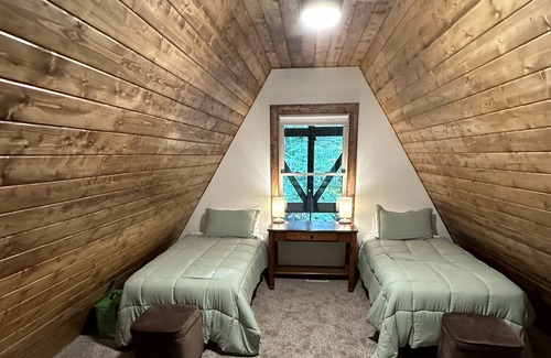 Scotts Cottage | THE HYDE AWAY!!! A cozy A-frame cottage in the woods