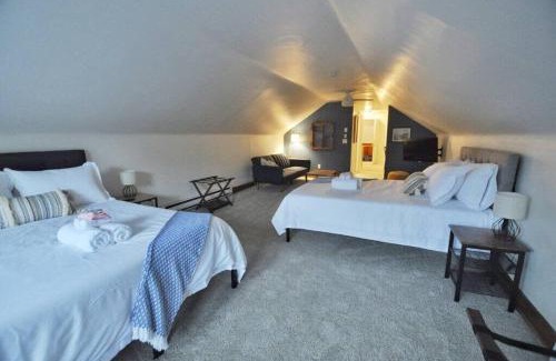 Hyde Park Apartment | The Hyde Park Suite - 2 Beds