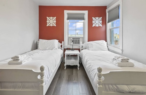 Ocean Grove Bed & Breakfast | The Inn at Ocean Grove - Vermont