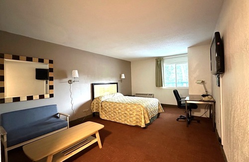South Hills Hotel | THE INN- PITTSBURGH