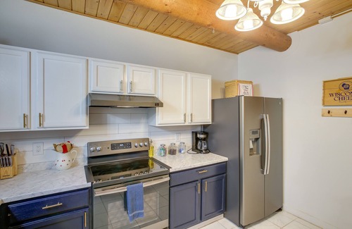 Carey Bay Cabin | 'The InnLet' - Comfy Cabin By Conkling Marina