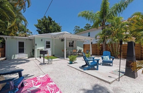 South Sarasota House | The Ivanhoe Getaway