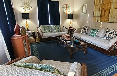 Dayton Apartment | The Jackie O ~ One Bedroom Relaxing Retreat