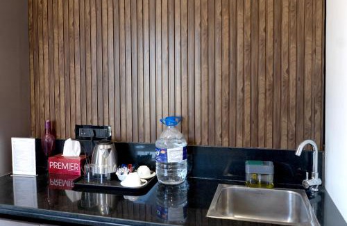 Kodaikanal House | The Jade Highlands Mountain View Container Studio Room