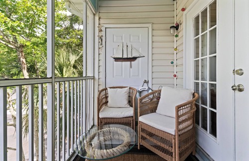Saint Simons Heights Condo | The Jasmine Drift - Near Beach/Pool Access