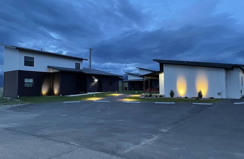 Bigfork Condo | The Jewel View Cottages Units 1 & 2, 2BD2BA