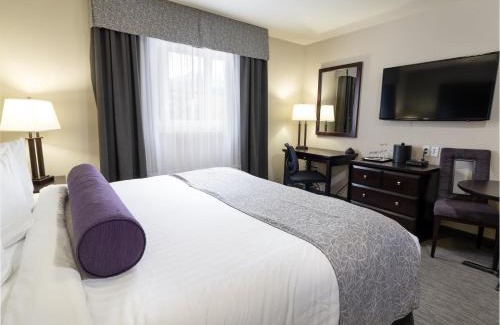 Blairmore Hotel | The Kanata by BCMInns Blairmore