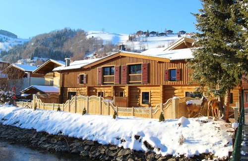 Kaprun Ski Chalet | The Kaprun Edition West CD